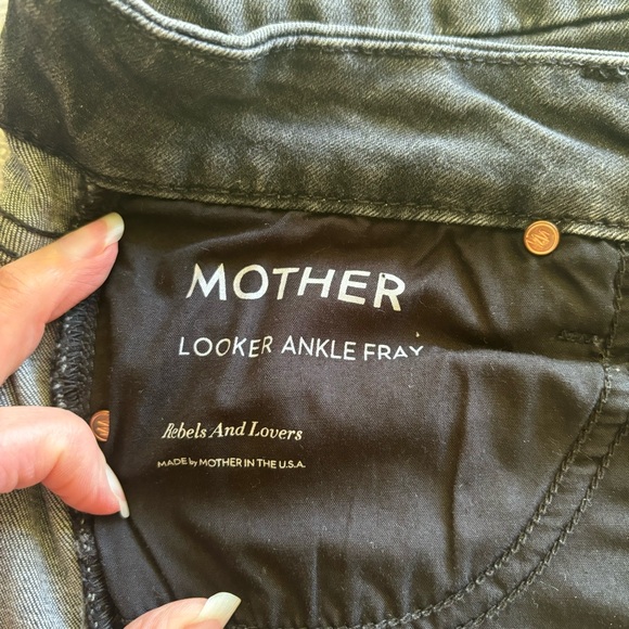 MOTHER Denim Looker Ankle Fray Gray Size 27 EUC - Picture 9 of 12